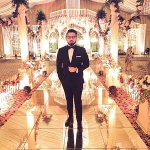 Meet your Posher, Awais